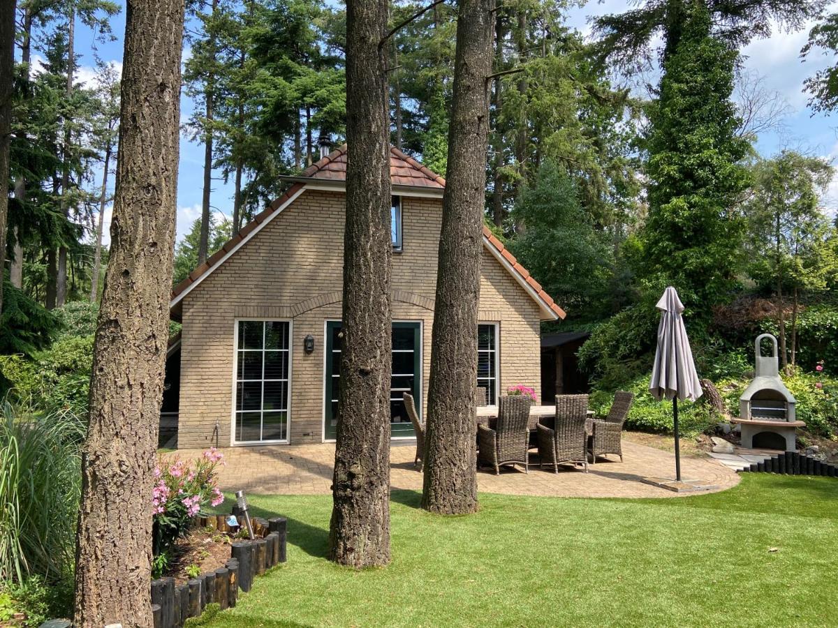 Вилла Bosboerderij De Goudsberg Met Hottub In Tuin Люнтерен Экстерьер фото